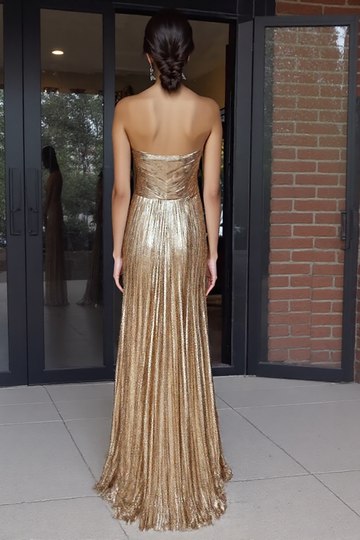 Gull Sweetheart Metallic A-linje plissert lang ballkjole